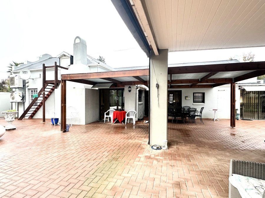 3 Bedroom Property for Sale in Porterville Western Cape